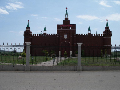 Кремлино - отель по дороге в Петралону
