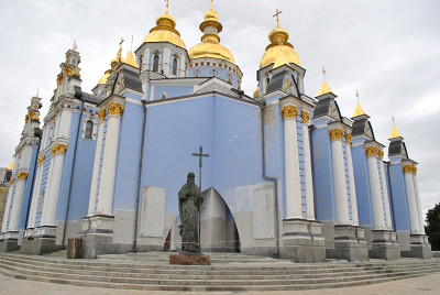 Здание собора нуждается в ремонте