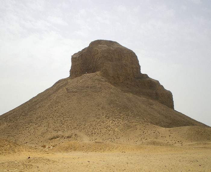 Дахшур, Черная пирамида Аменемхета III