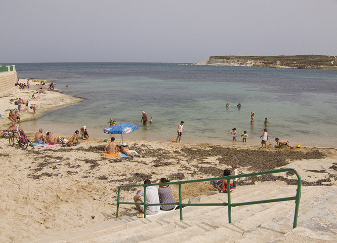 Пляж Сент Томас Бэй, Марсаскала, Мальта