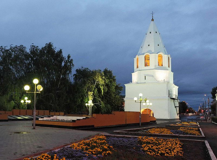 Спасская башня Сызранского кремля — старейшее здание города, Сызрань
