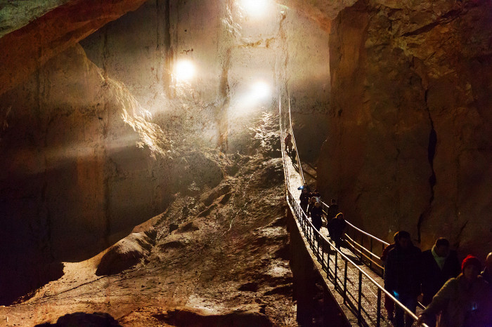 Внутри Новоафонской пещеры, Новый Афон