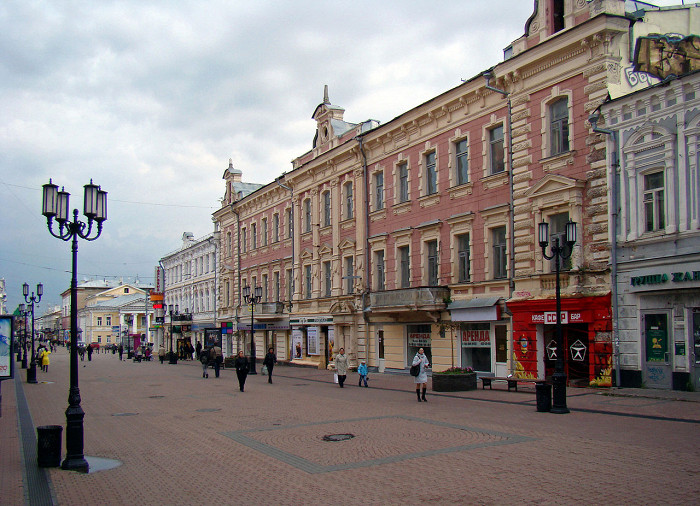 Большая Покровская улица в Нижнем Новгороде