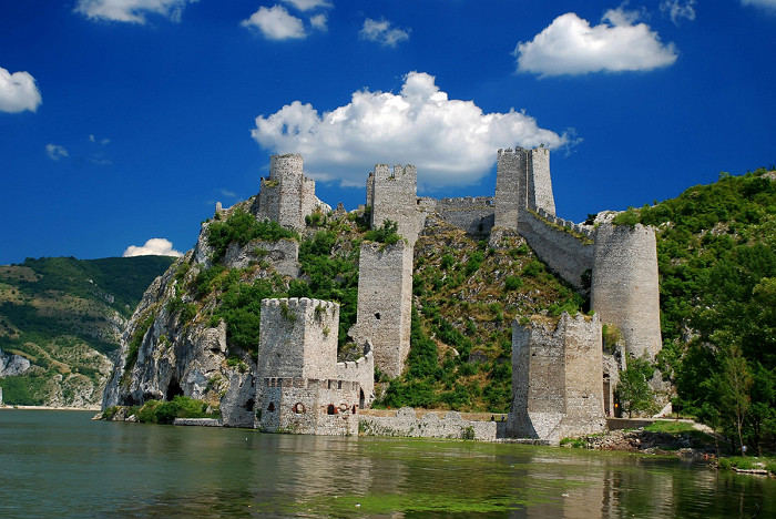 Крепость Голубац в Сербии
