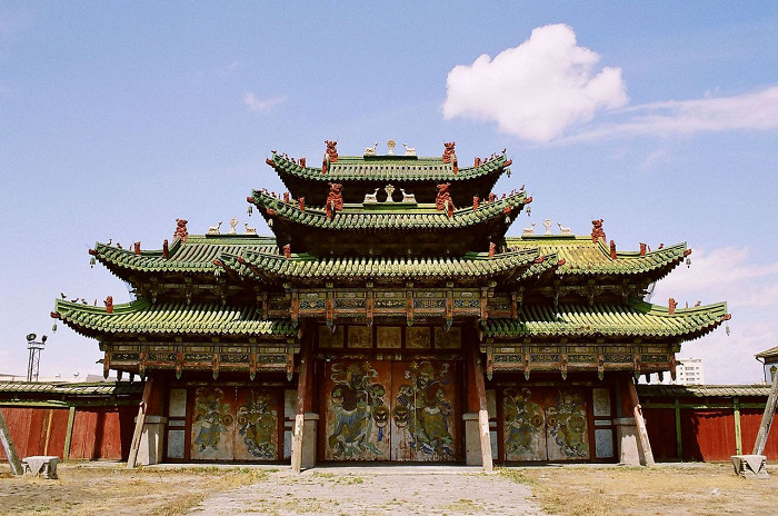 Триумфальные ворота дворца Богдо-гэгэна