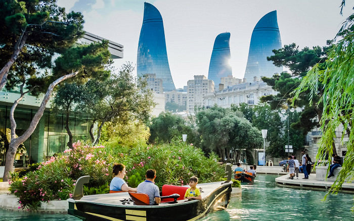 Прогулки по Баку, Азербайджан