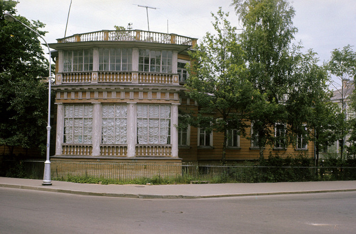 Музей-дача А. С. Пушкина (бывший дом вдовы придворного камердинера А. Китаевой)