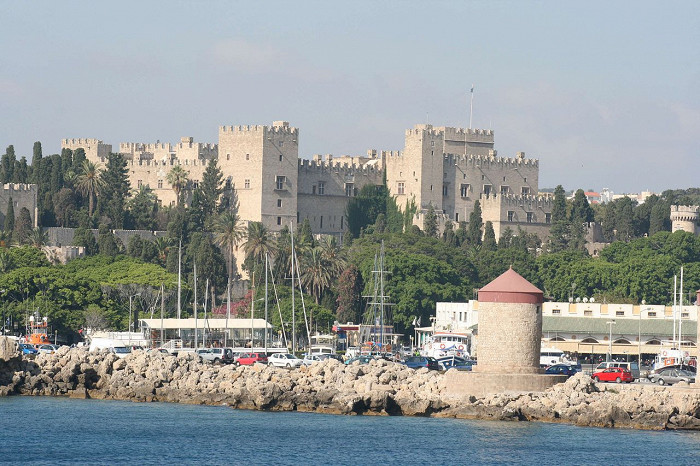 Родосская крепость, вид с моря