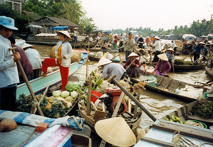 Дельта Меконга, плавучий рынок в Кантхо