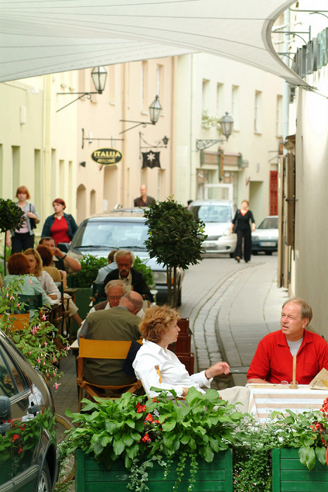 Уличное кафе в Вильнюсе