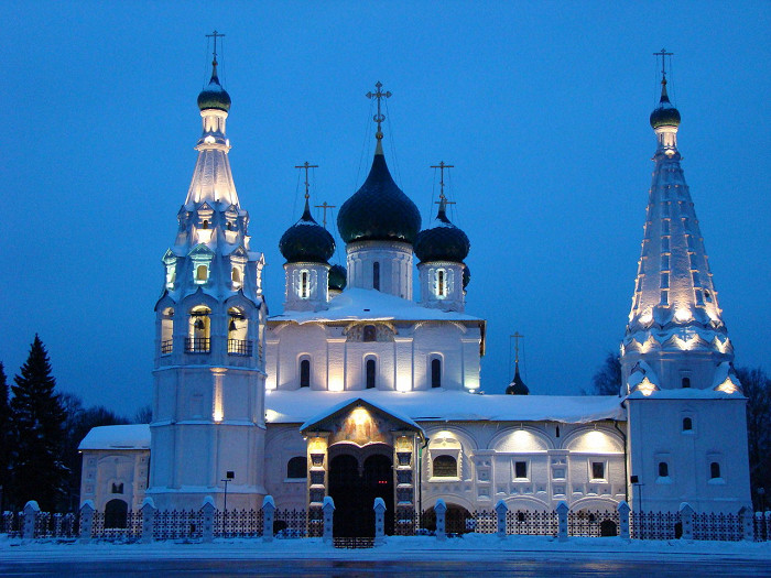 Церковь Ильи Пророка, зимний вечер