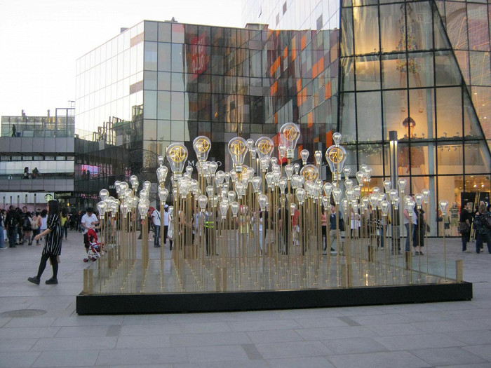 Современное искусство в торговом центре в Пекине, Китай