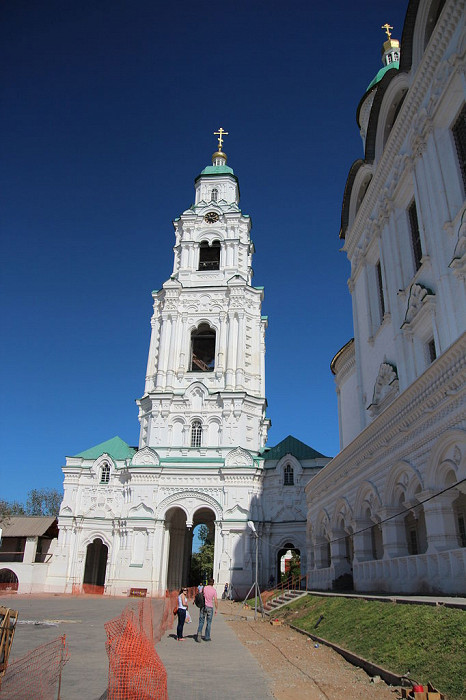 Астраханский кремль, Соборная колокольня с Пречистинскими воротами