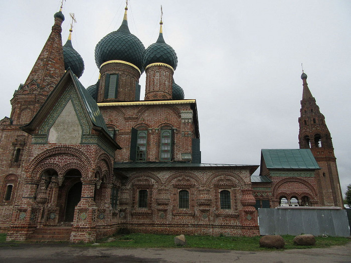 Церковь иоанна златоуста в коровниках архитектура