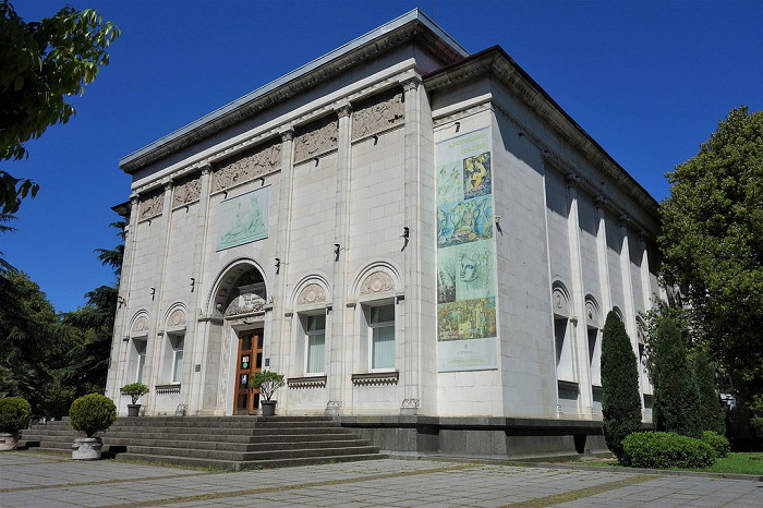 Аджарский художественный музей