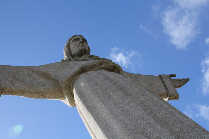 Статуя Христа в Лиссабоне, фрагмент