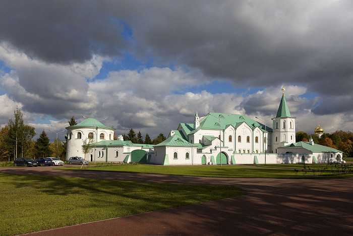 Ратная палата Пушкина