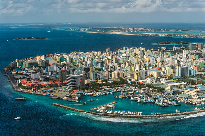 10 мрачноватых фактов об идеальных Мальдивах2
