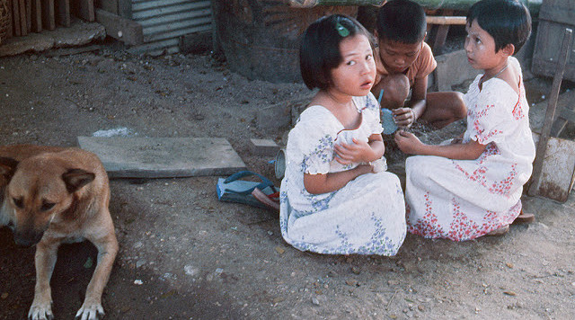 20 завораживающих фото, рассказывающих о жизни Таиланда в 70 B