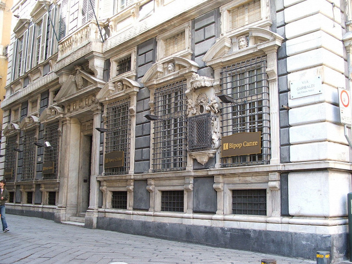 Виа Гарибальди, дворец Pallavicini-Cambiaso