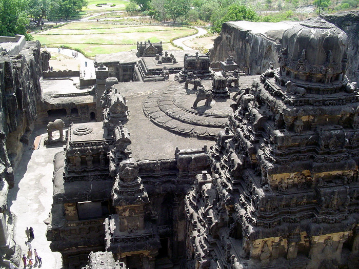 Скальный храмовый комплекс Эллора
