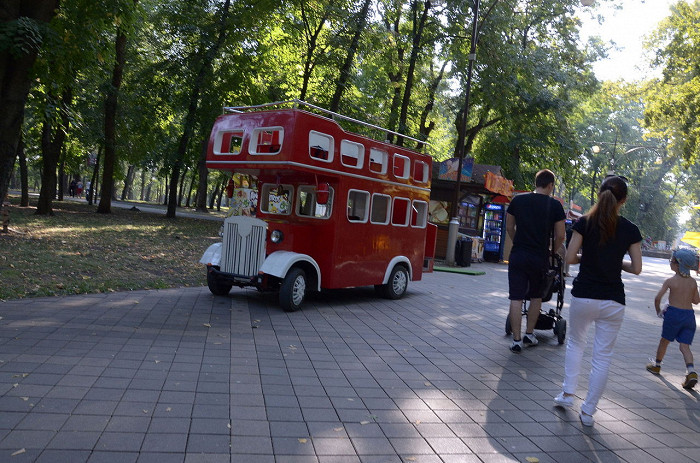 Чистяковская роща в Краснодаре, прогулочный автобус