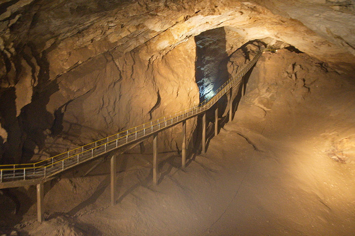 Новоафонская пещера, зал Спелеологов