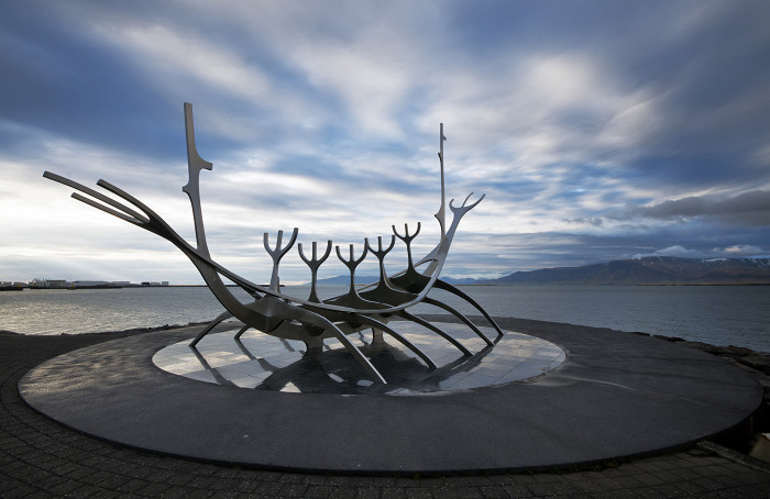 Памятник Sun Voyager, Исландия