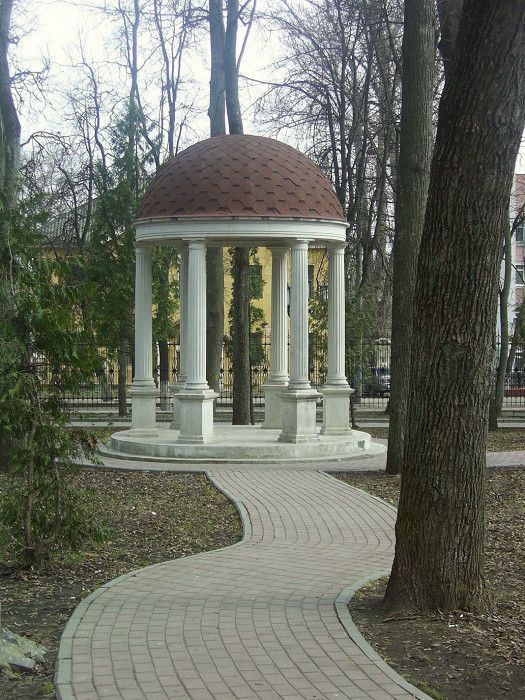 Парк-музей имени А.К.Толстого в Брянске, ротонда