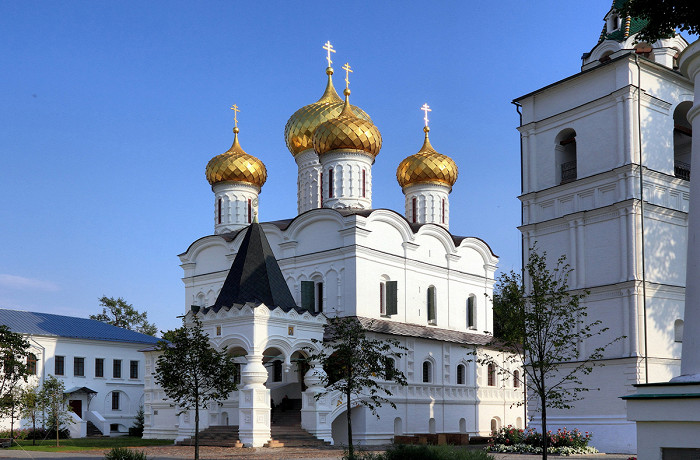 Свято-Троицкий Ипатьевский монастырь в Костроме, Кострома