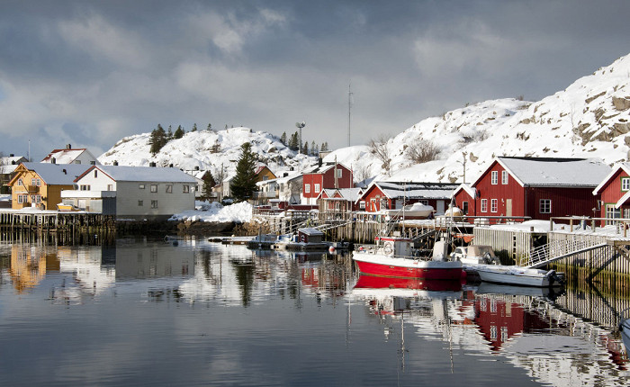 Зимние виды городка на Лофотенских островах, Норвегия