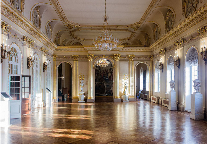 Дворец Меншикова, парадный зал