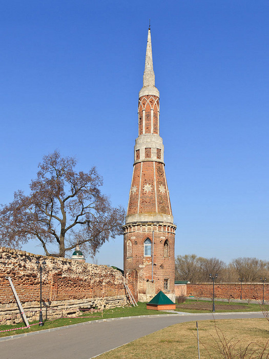 Богоявленский Старо-Голутвин монастырь в Коломне, башня на малой ограде