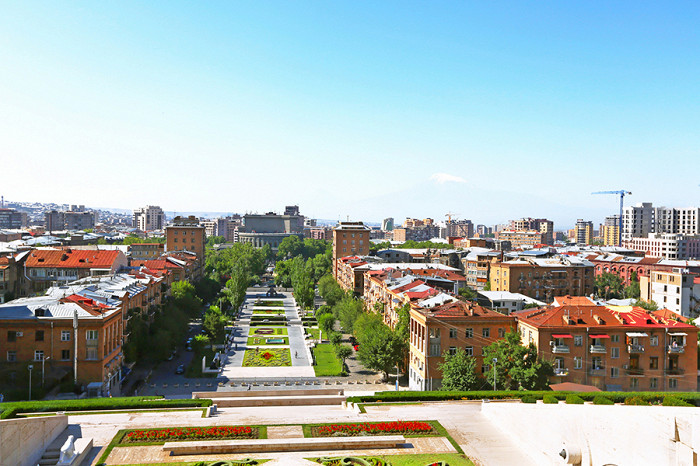 Почему жить в Ереване на самом деле не очень3