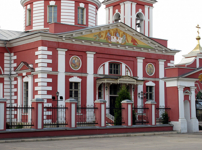 Церковь Сергия Радонежского в усадьбе Алмазово