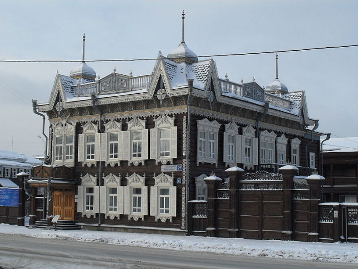 Архитектура старых зданий в Иркутске