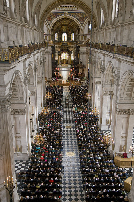 Собор Святого Павла в Лондоне, праздничная служба