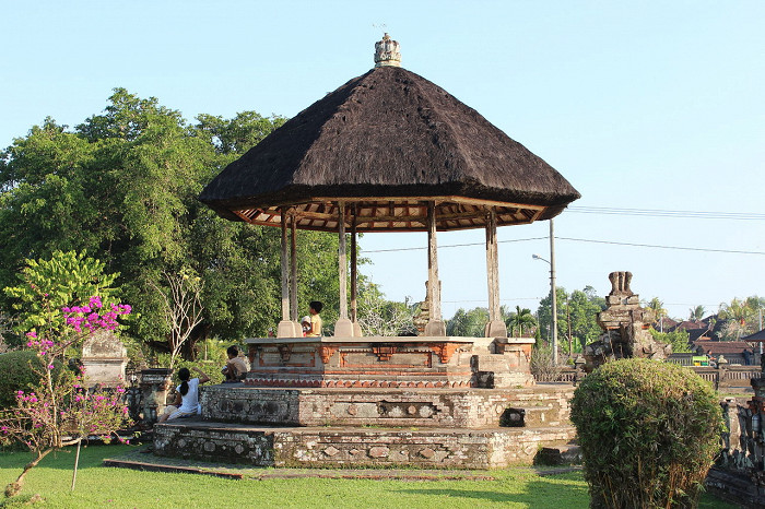Храм Таман-Аюн, садовый павильон