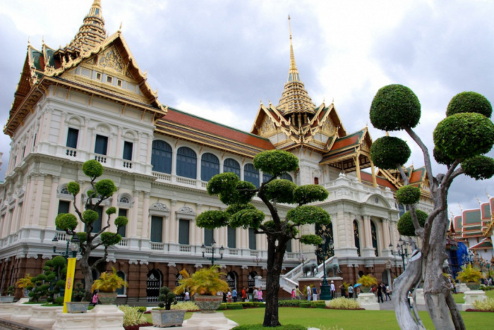 На территории Большого дворца в Бангкоке
