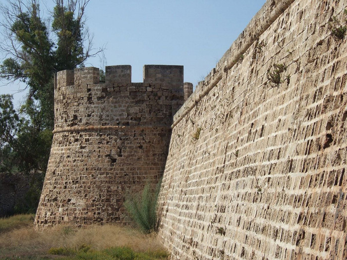 Бастионы замка, Фамагуста