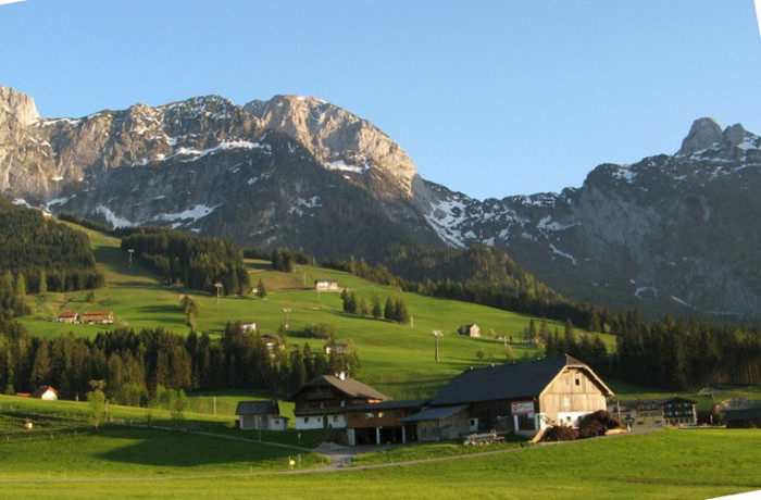 Коммуна в Австрийских Альпах