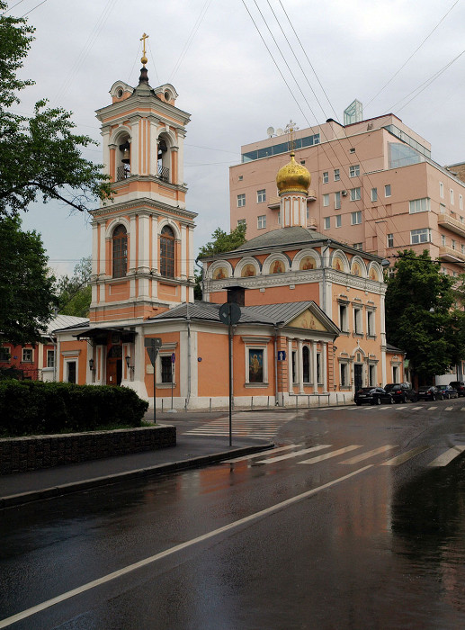 Церковь Воскресения Словущего в Москве