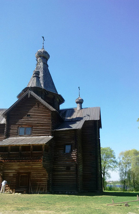 В музее деревянного зодчества в Великом Новгороде