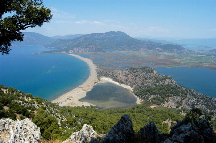 Панорама берега Олюдениза