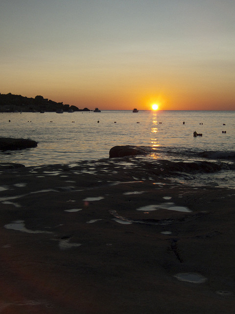 Закат на пляже Джнейна, Мальта