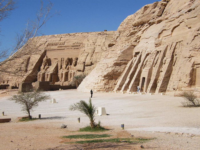 Вид на Большой и Малый храмы Рамзеса II, Египет