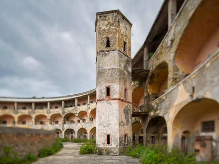 Бывшая тюрьма в Италии станет популярным центром развлечений1