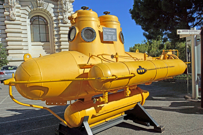 Подводная лодка, Океанографический музей Монако