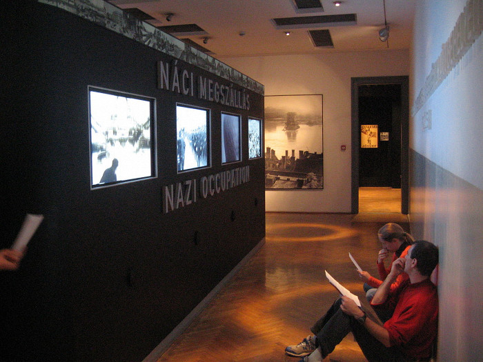 Музей террора в Будапеште, интерьер