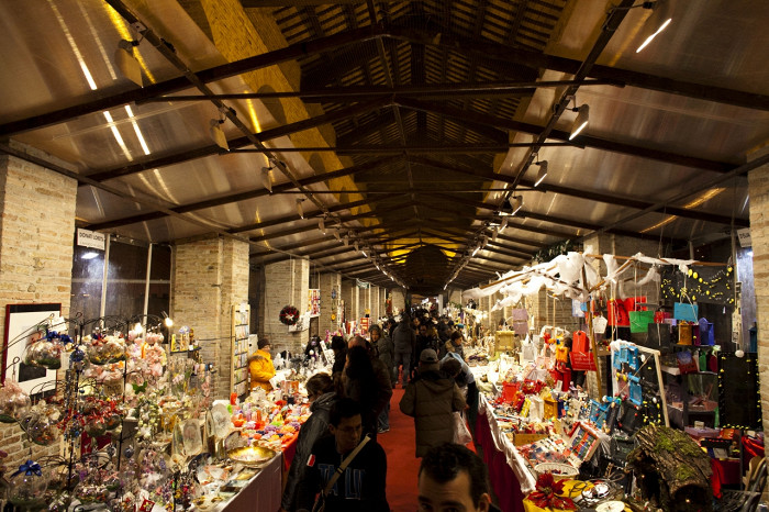 Рождественский рынок в Римини